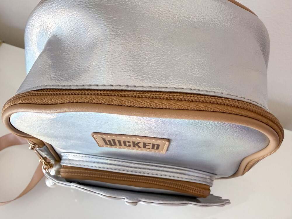 Wicked Glinda-Inspired Iridescent Mini Backpack - Picture 5 of 6